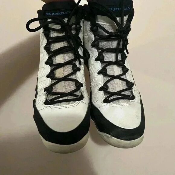 Air Jordan UNC Retro Black White University Blue - Picture 2 of 6